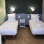 Hotel Luxia & 4*