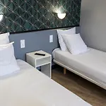 Luxia & Hotel