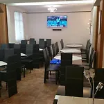Luxia & Hotel