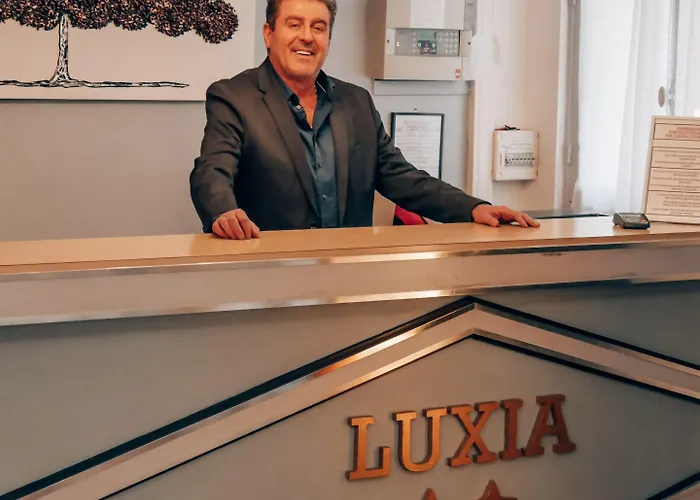 Luxia Отель Париж