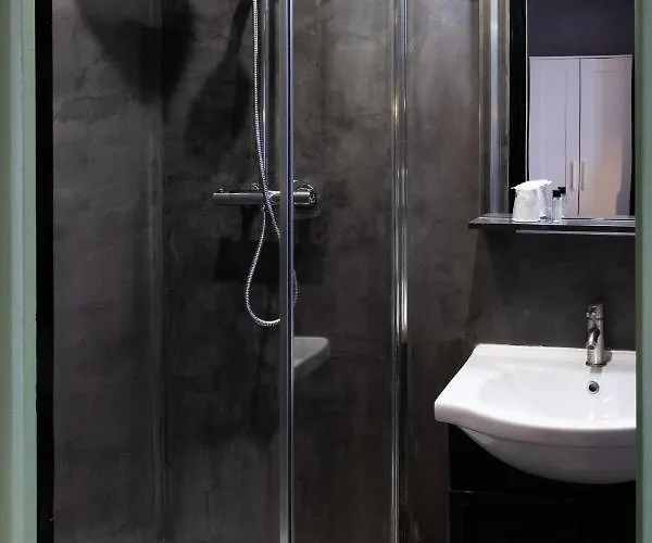 Luxia Hotel 4*