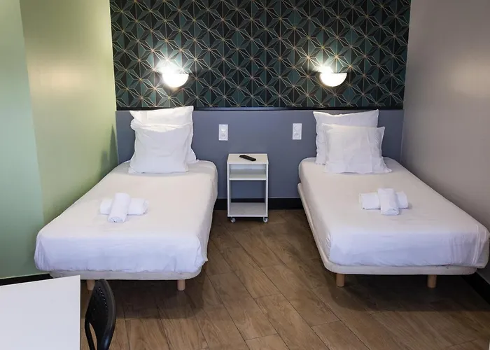 Hotel Luxia 4*