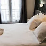 Luxia Отель 4*