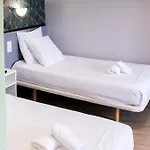 Luxia Отель Париж
