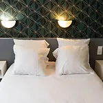 Luxia Отель