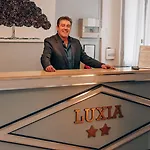 Luxia Отель Париж