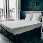 Luxia 4* Париж