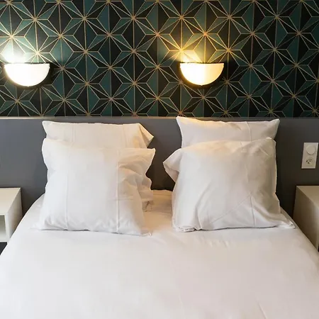 Luxia Paris