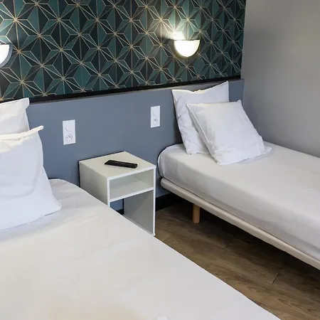 Luxia Hotel