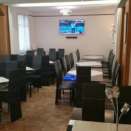 Luxia Hotel