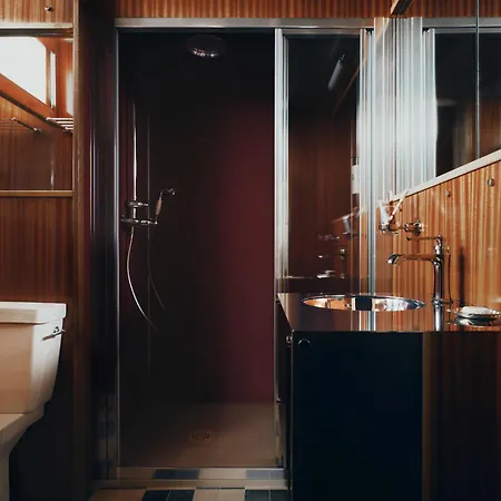 Hotel Luxia & 4*
